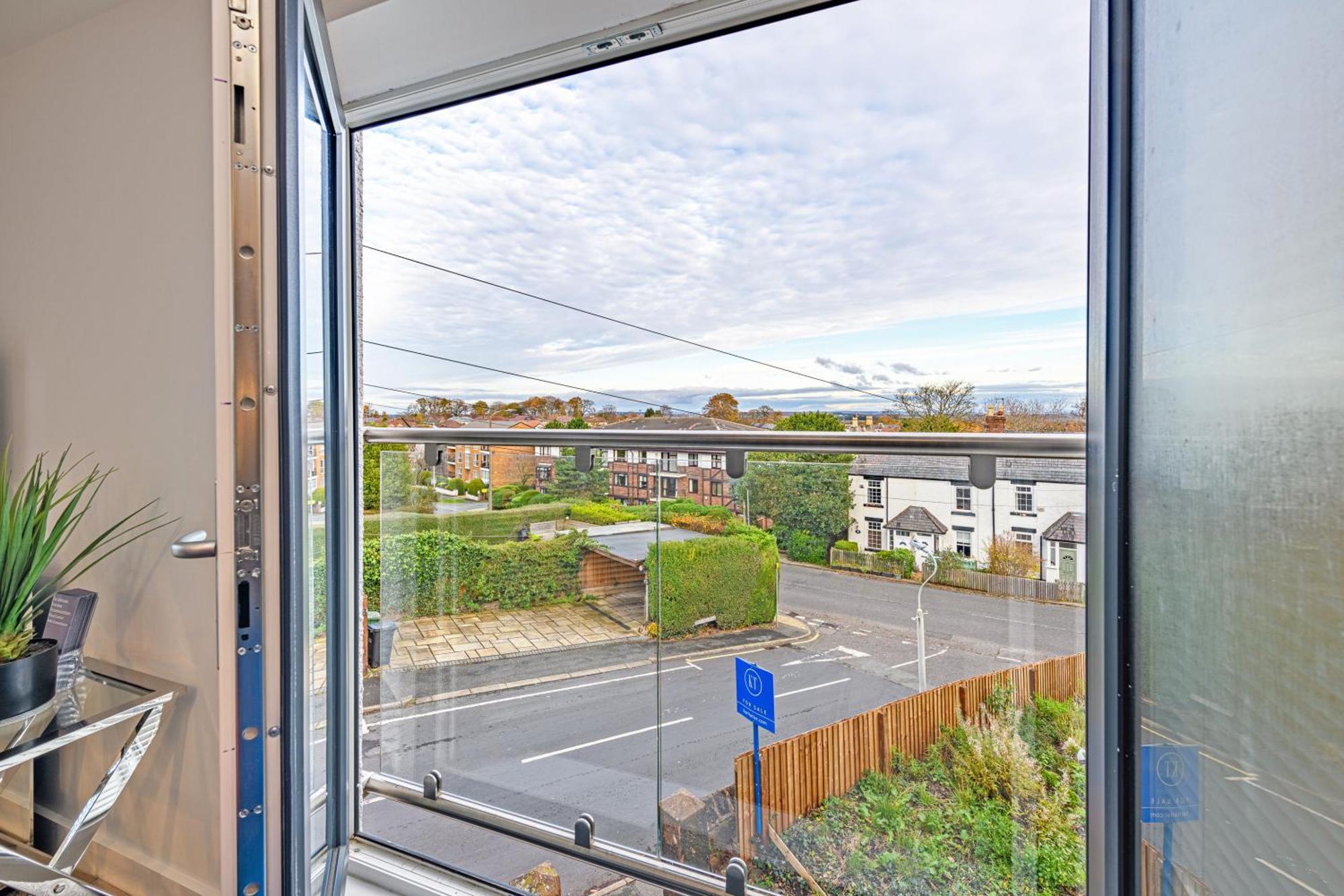 Gospel Heights Luxury Apartments With Parking Heswall Exterior foto